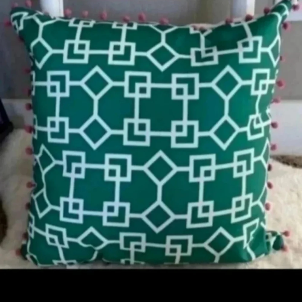 Toucan Coastal Tropical Oversized XL Embroidered Accent Pillow BNWT RETIRED 2021